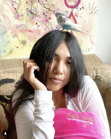 Do you have a Chippy in your life?🤣 Yea sure he can be an a-hole but he makes me smile...and yell and scream and lose my mind...but yea..he makes me smile.