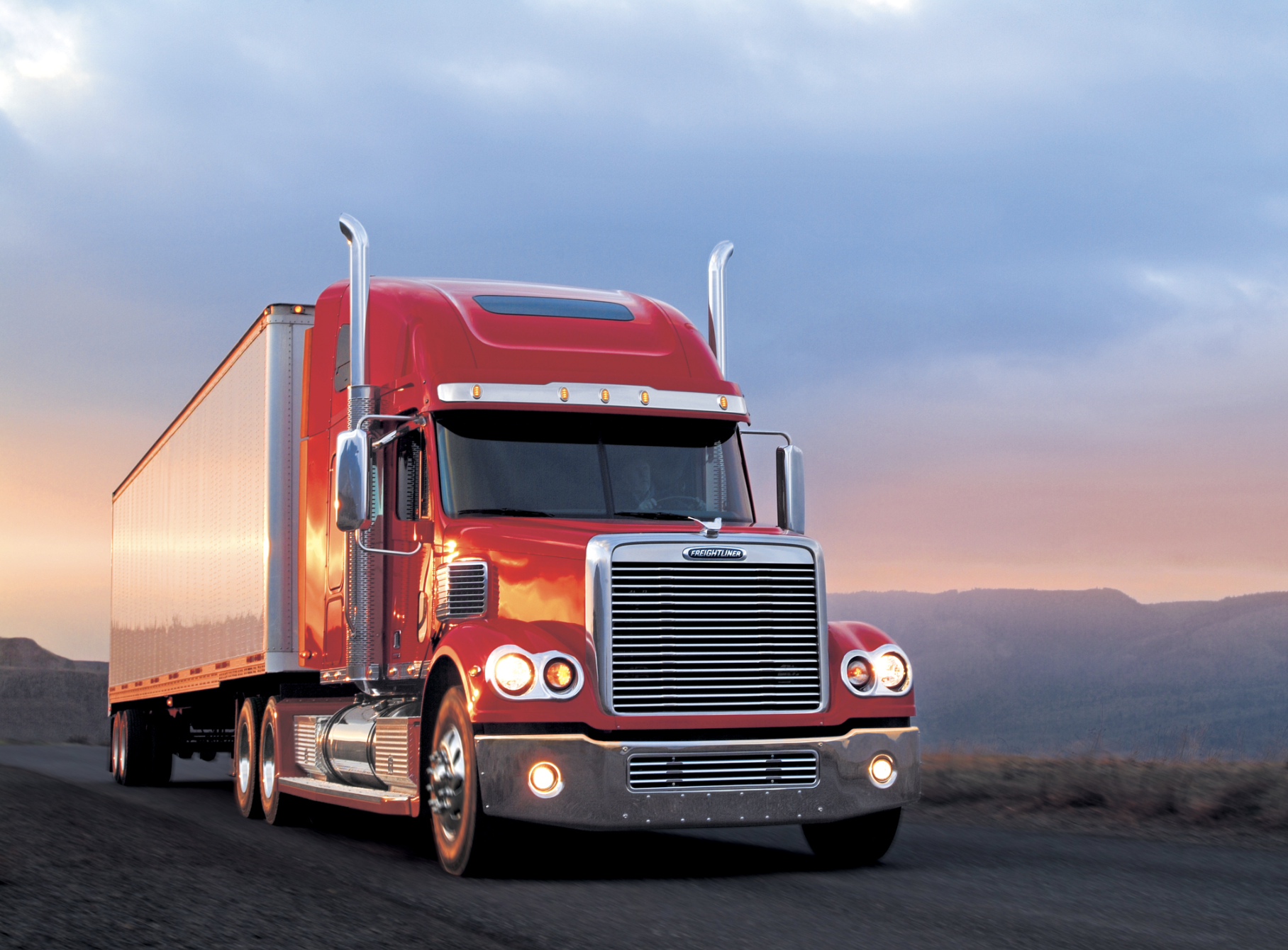 Freightliner-Truck-Image.jpg